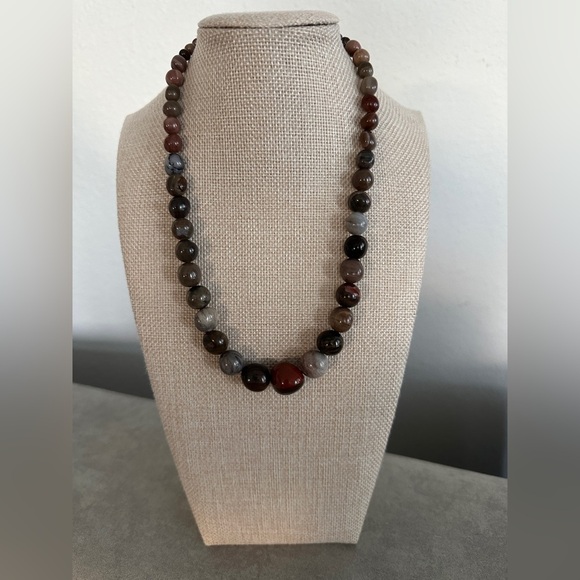 Multi color bead necklace by Jay King - Picture 2 of 13